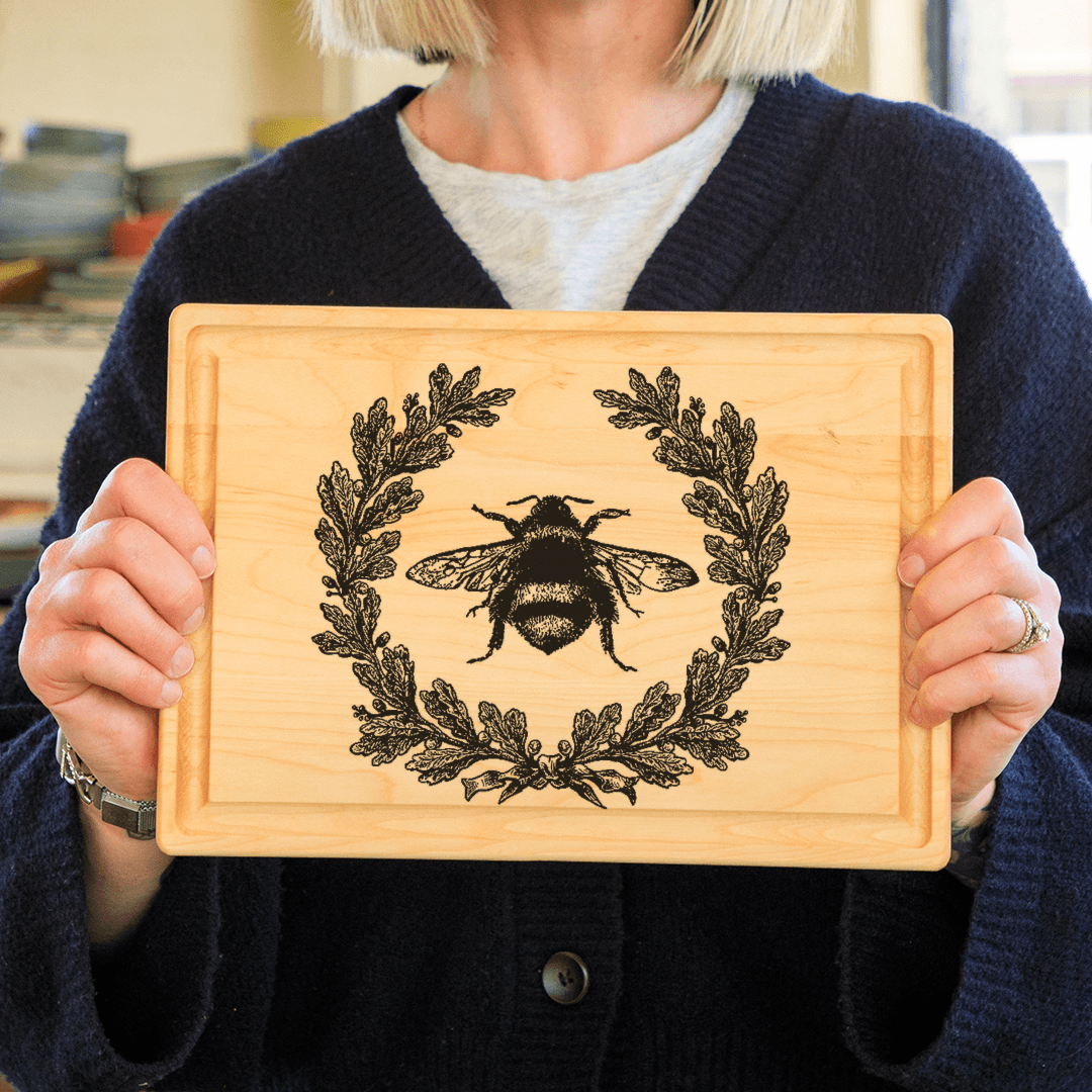 Honeybee Wreath Mesh Stencil - Reusable & Adhesive (8.5x11")